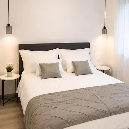 Διαμέρισμα Luxury Skalina & Volat *