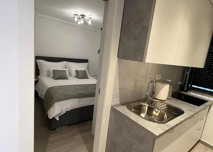 Lägenhet Luxury Skalina & Volat