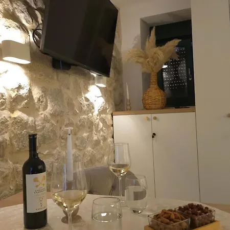 Luxury Skalina & Volat شقة